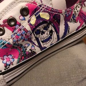 Ed Hardy slip on sneakers Size 8. Never worn